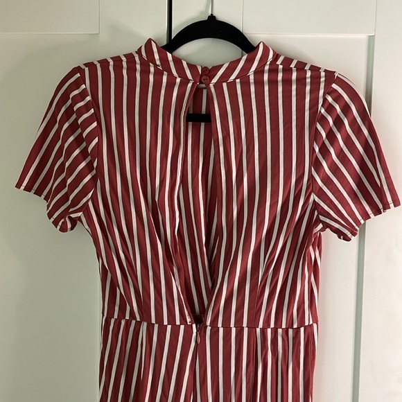 Everly Jumpsuit - Size Medium - Picture 8 of 12